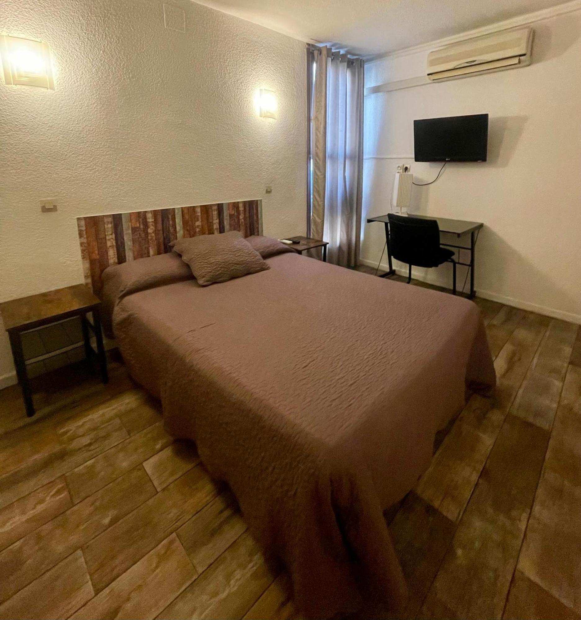 Hotel Alexander Perpignan Ngoại thất bức ảnh
